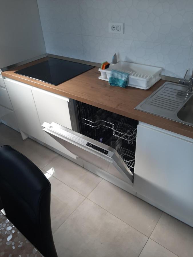 PENTHAUS APARTMAN n&m Baška Voda Exterior foto