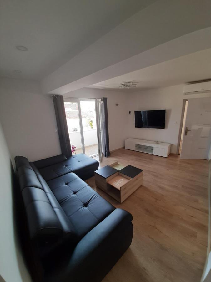 PENTHAUS APARTMAN n&m Baška Voda Exterior foto