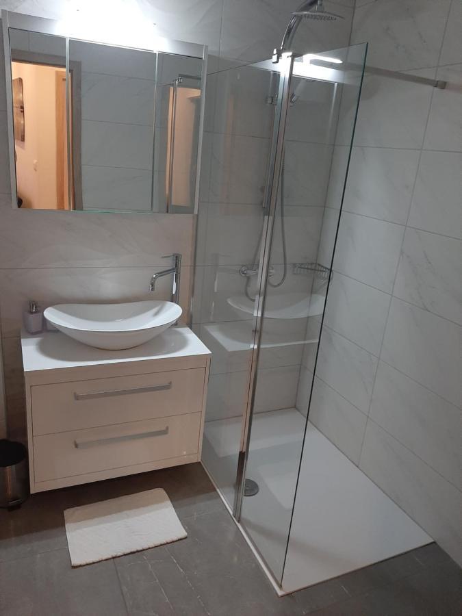 PENTHAUS APARTMAN n&m Baška Voda Exterior foto