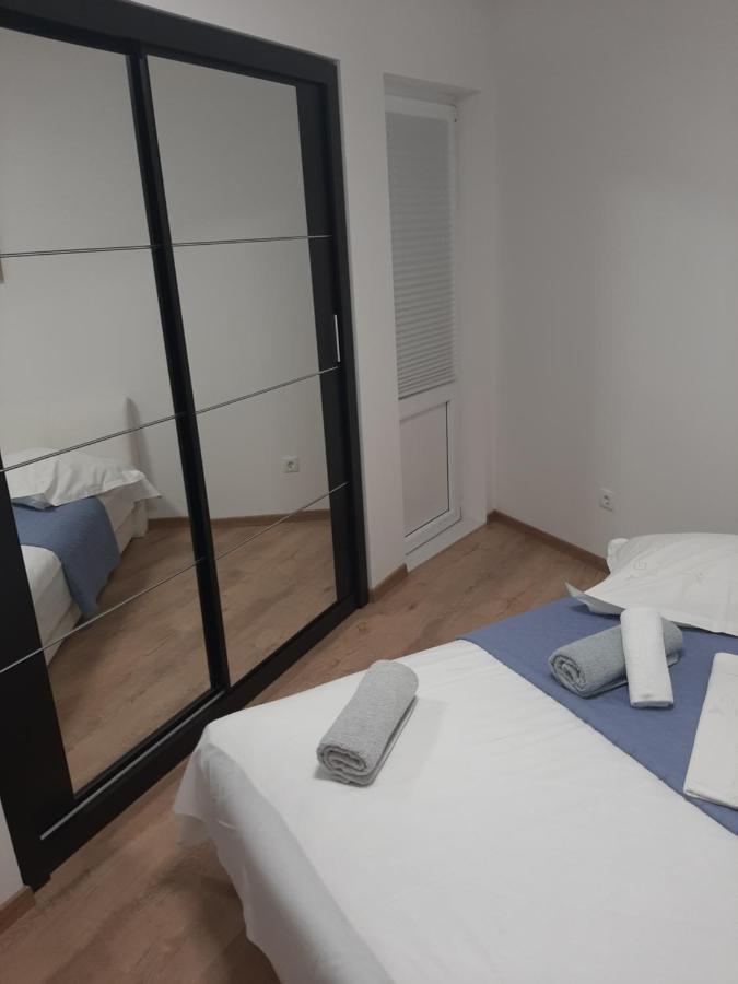 PENTHAUS APARTMAN n&m Baška Voda Exterior foto