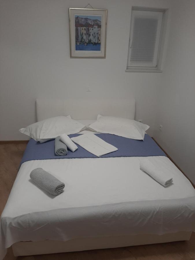 PENTHAUS APARTMAN n&m Baška Voda Exterior foto